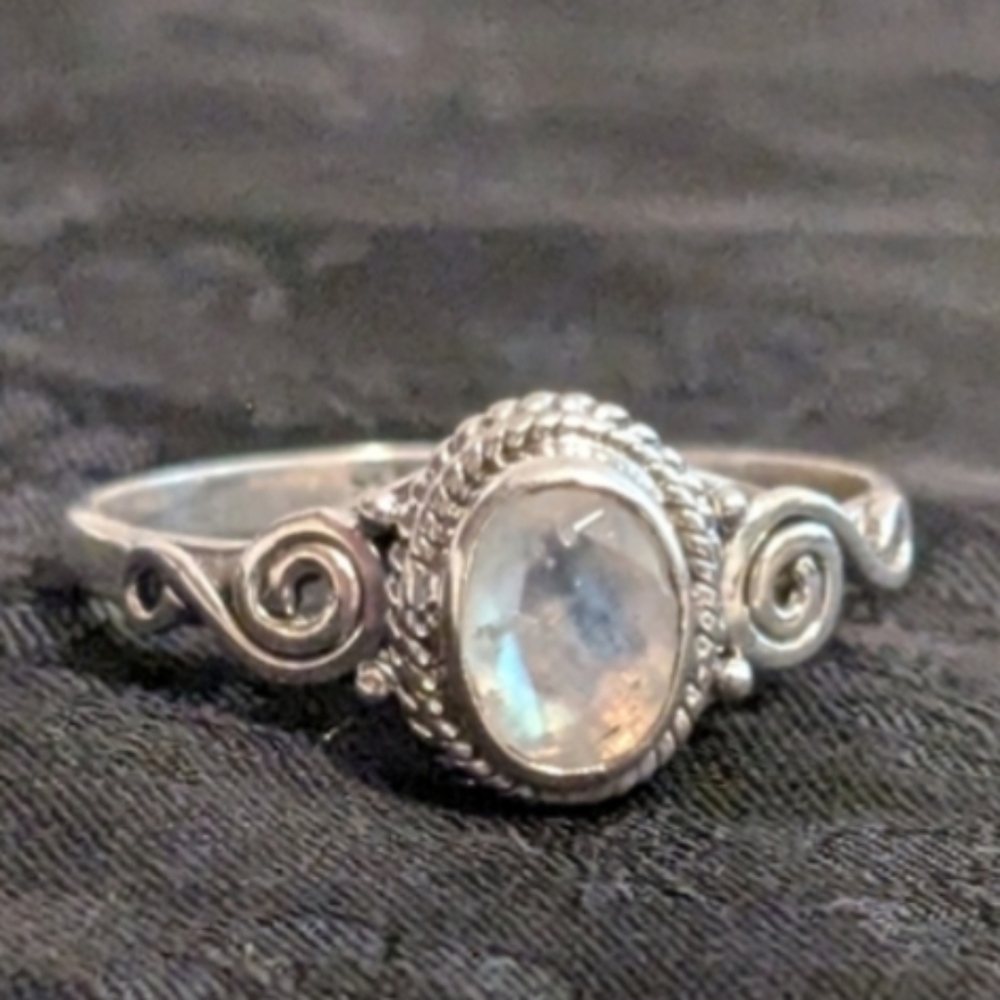 New Artisan Solid 925 Sterling Silver Ring Rainbow Moonstone Ring Size 10